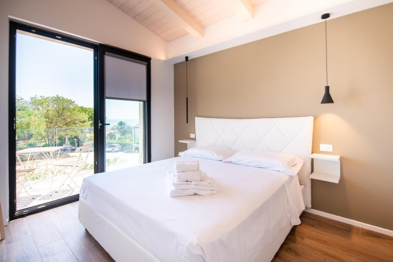 مبيت وإفطار نومانا La Perla Relais المظهر الخارجي الصورة