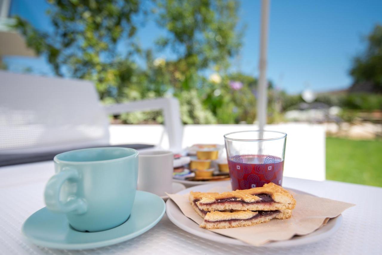 مبيت وإفطار نومانا La Perla Relais المظهر الخارجي الصورة