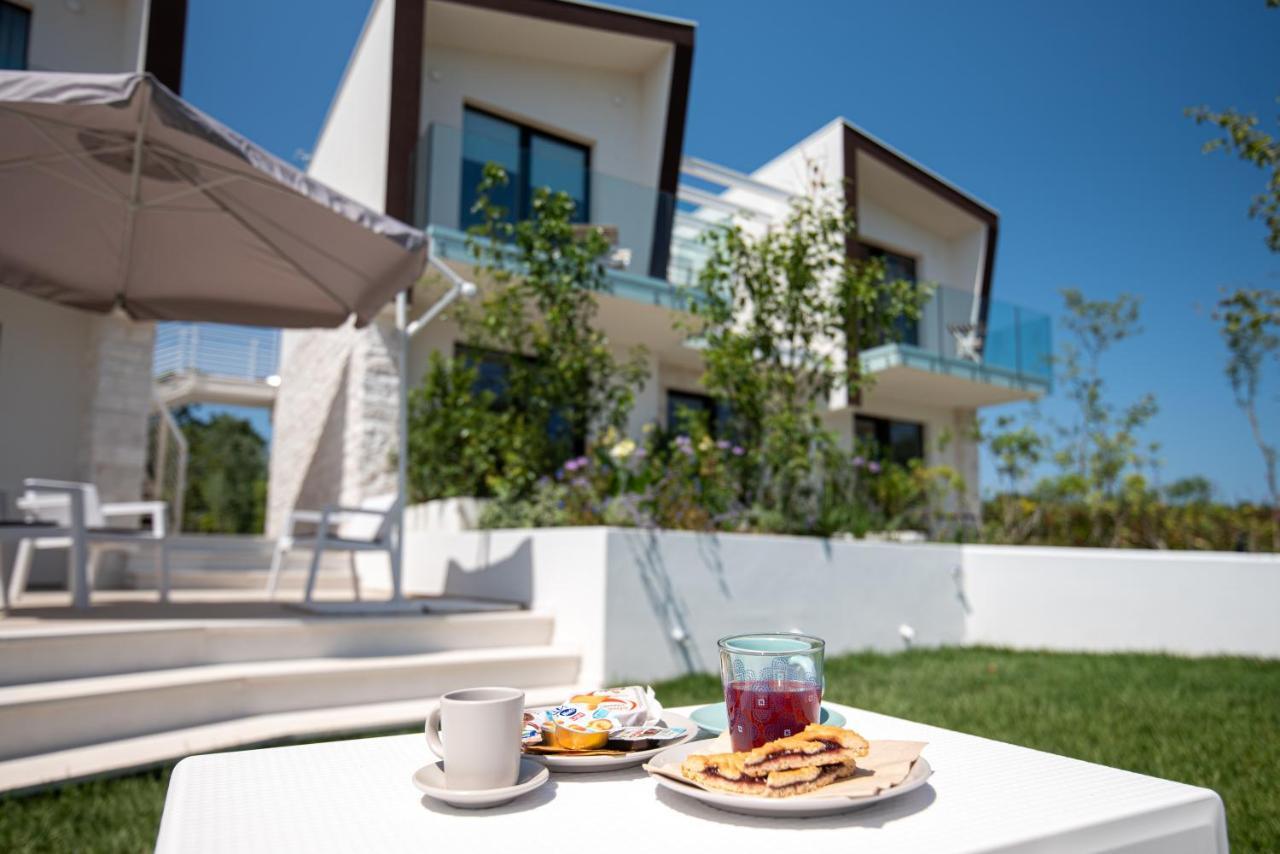 مبيت وإفطار نومانا La Perla Relais المظهر الخارجي الصورة