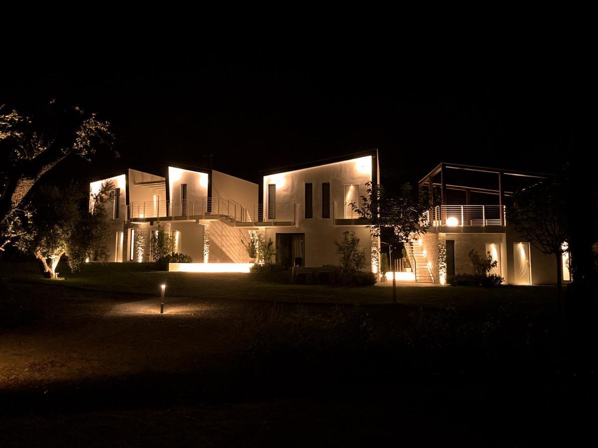 مبيت وإفطار نومانا La Perla Relais المظهر الخارجي الصورة
